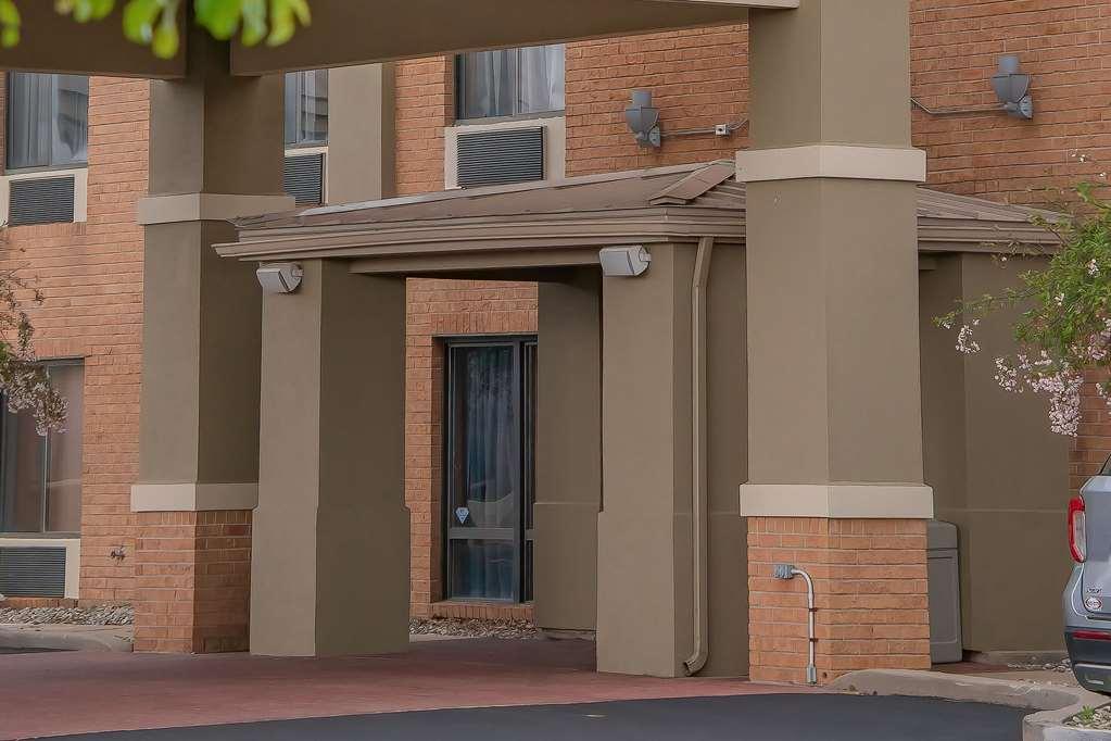 Comfort Inn Huntington Near University Exteriör bild