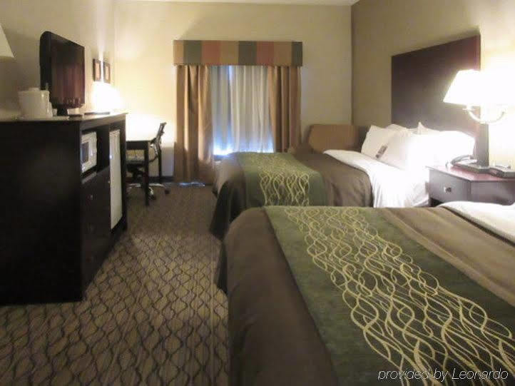 Comfort Inn Huntington Near University Exteriör bild